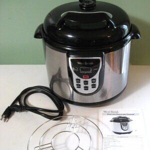 Vintage West Bend Electric 6 Quart Pressure Cooker
